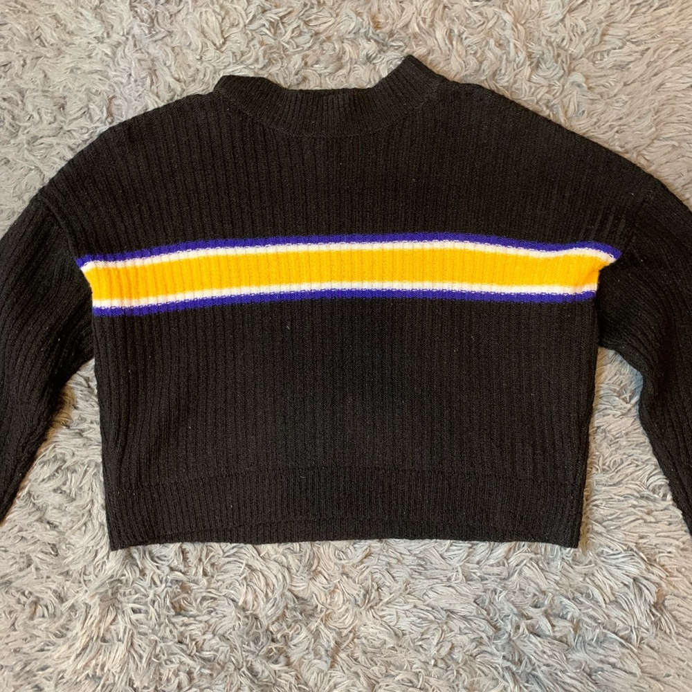 Forever21 Women’s Crop Sweater